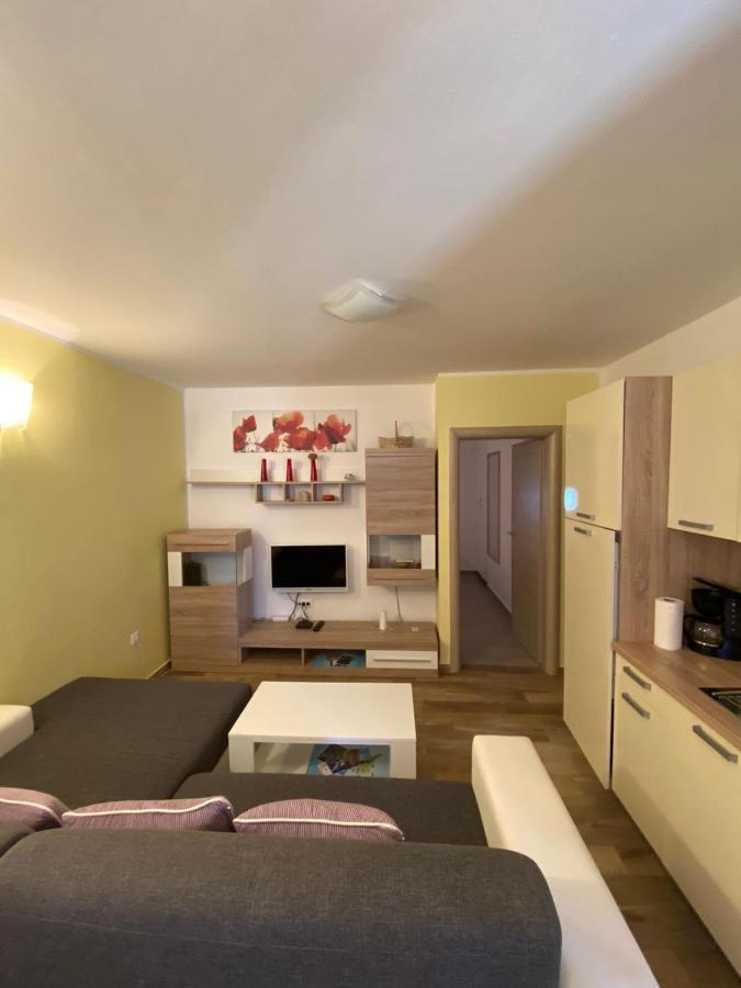 Apartmani Danica Nerezine Exteriör bild