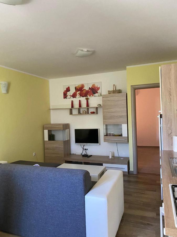 Apartmani Danica Nerezine Exteriör bild