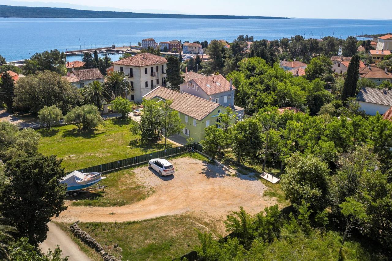 Apartmani Danica Nerezine Exteriör bild