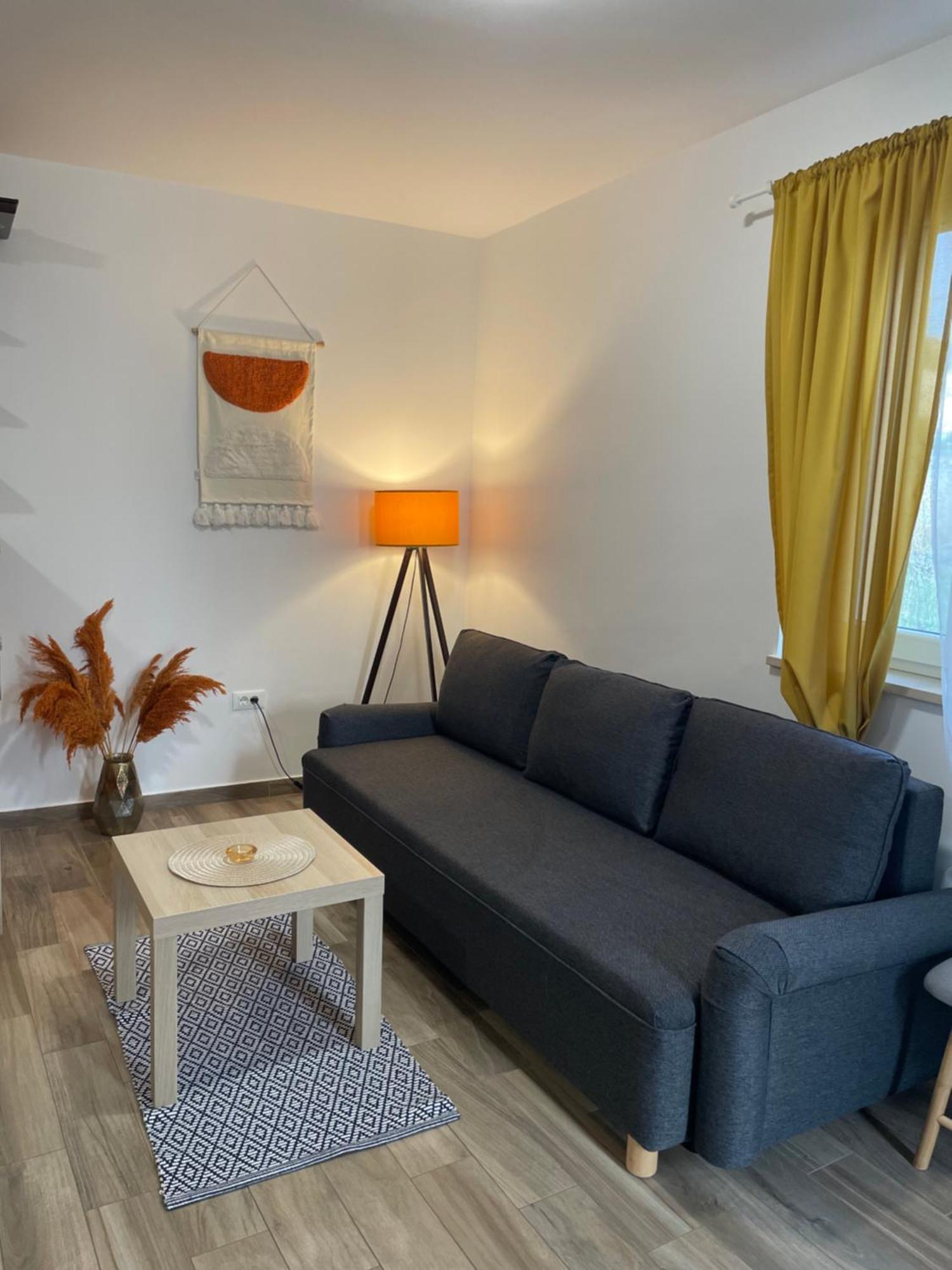 Apartmani Danica Nerezine Exteriör bild