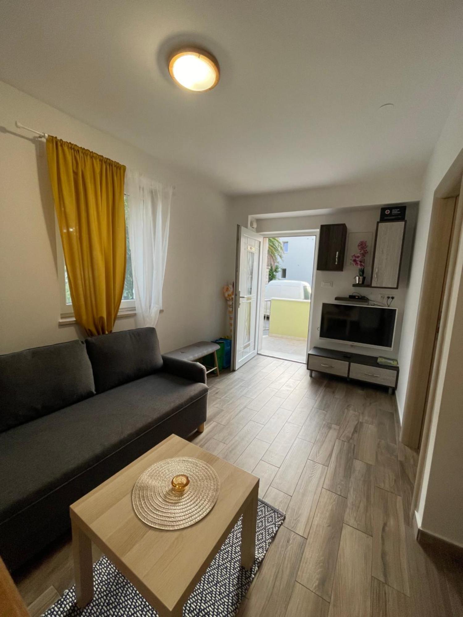 Apartmani Danica Nerezine Exteriör bild