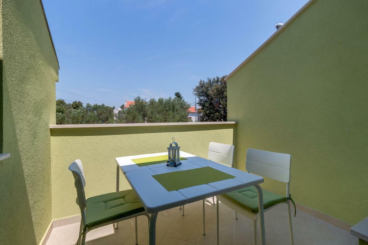 Apartmani Danica Nerezine Exteriör bild