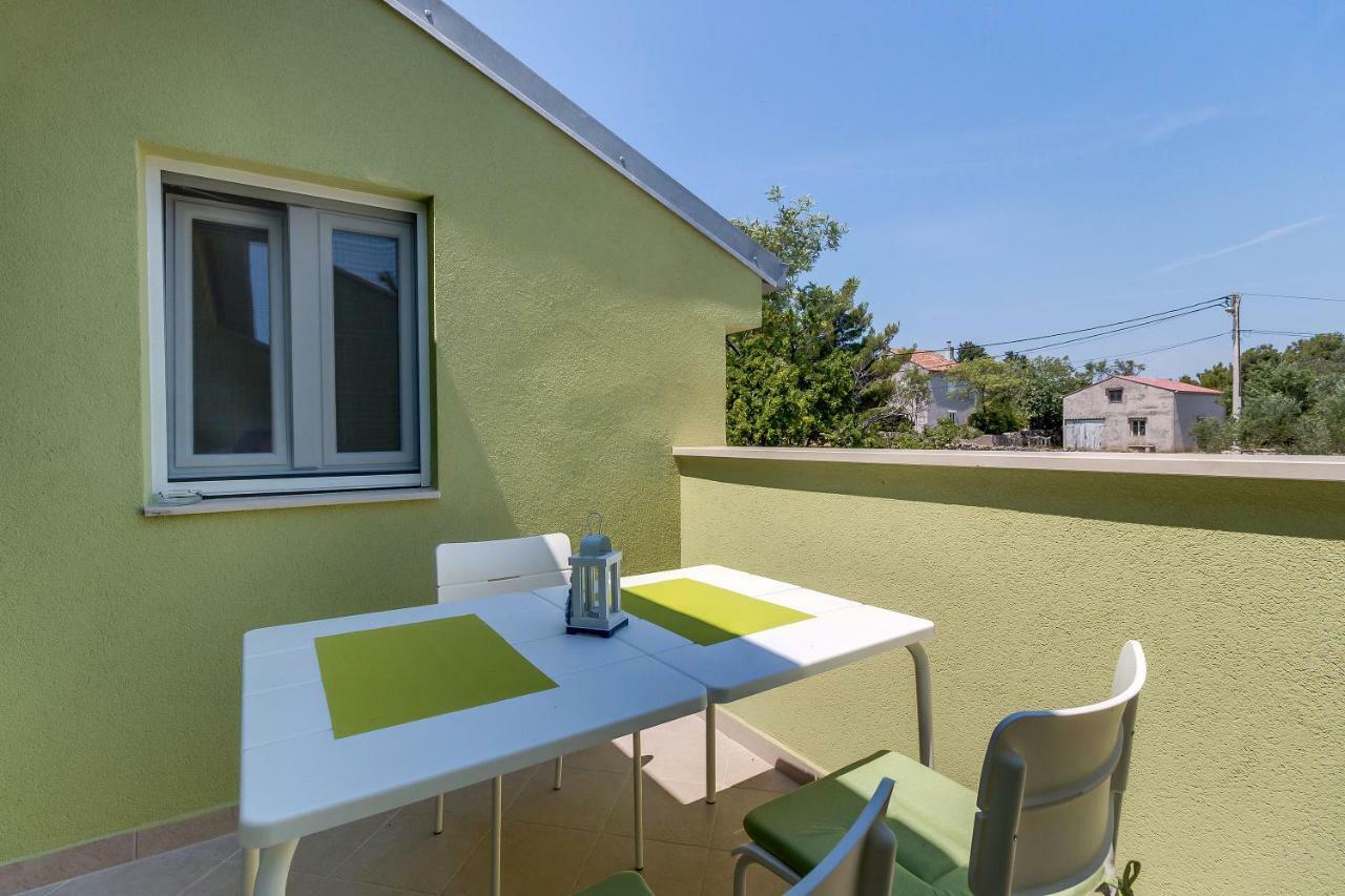 Apartmani Danica Nerezine Exteriör bild