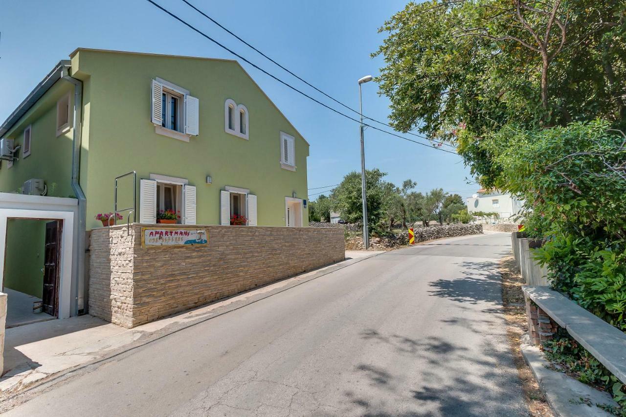 Apartmani Danica Nerezine Exteriör bild