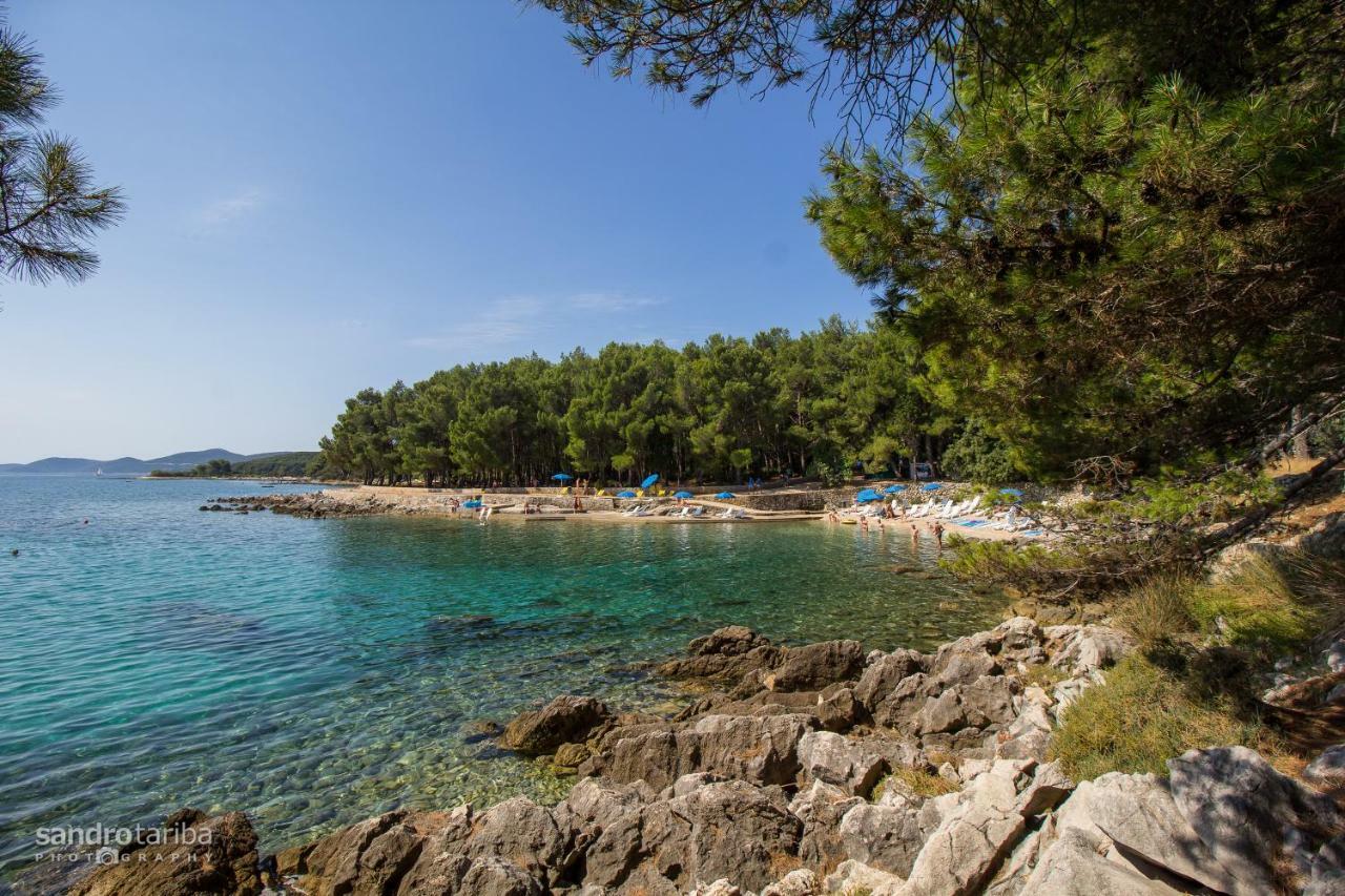 Apartmani Danica Nerezine Exteriör bild