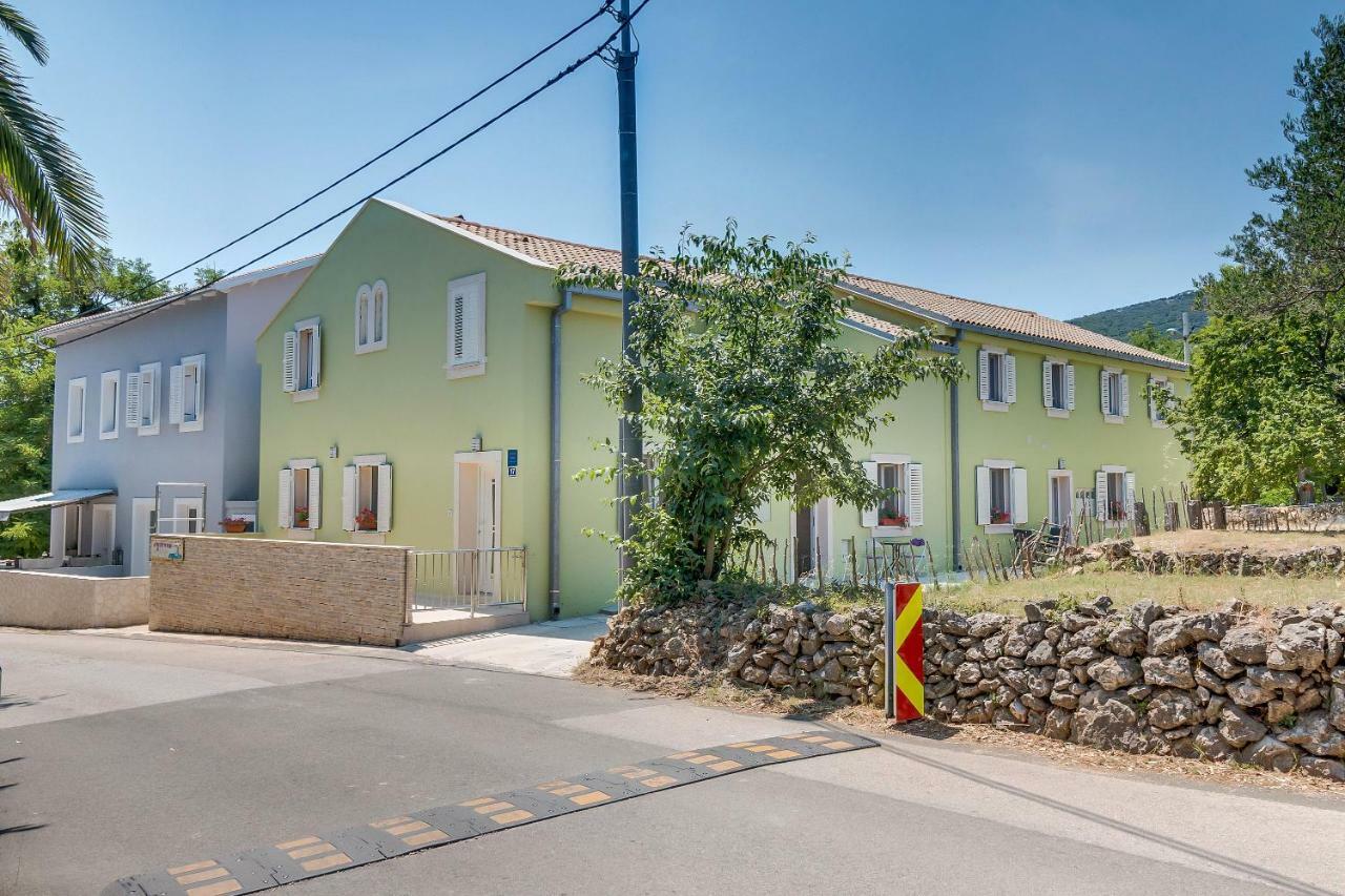 Apartmani Danica Nerezine Exteriör bild